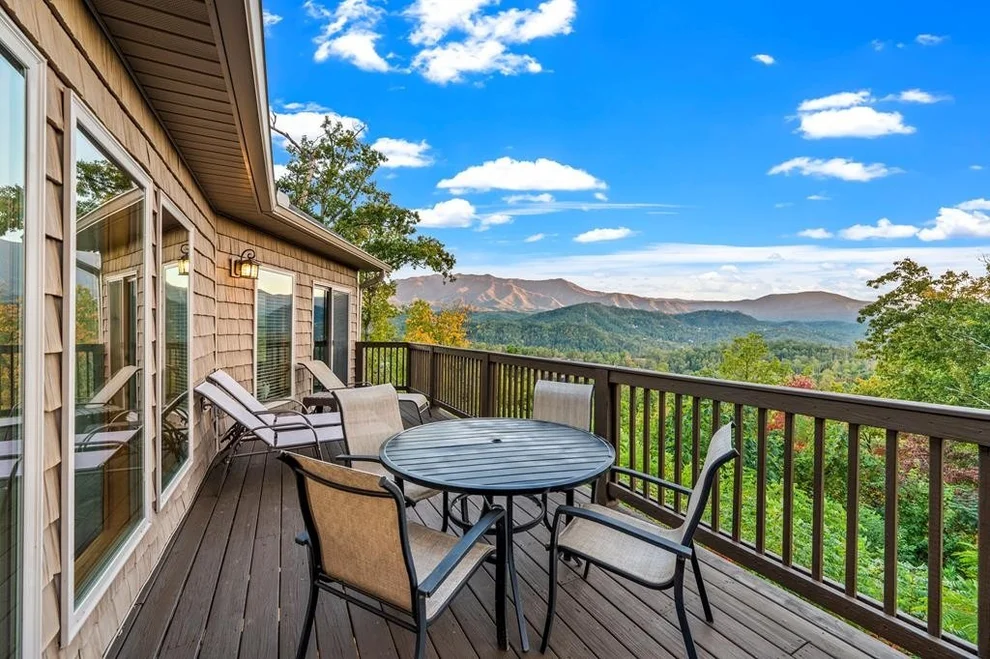 Unit for sale at 760 Colt Lane, Gatlinburg, TN 37738