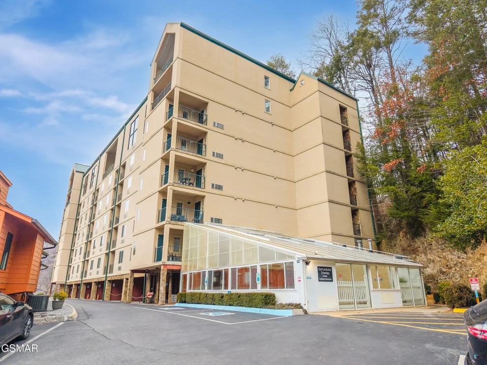 Unit for sale at 413 Baskins Creek Road, Gatlinburg, TN 37738
