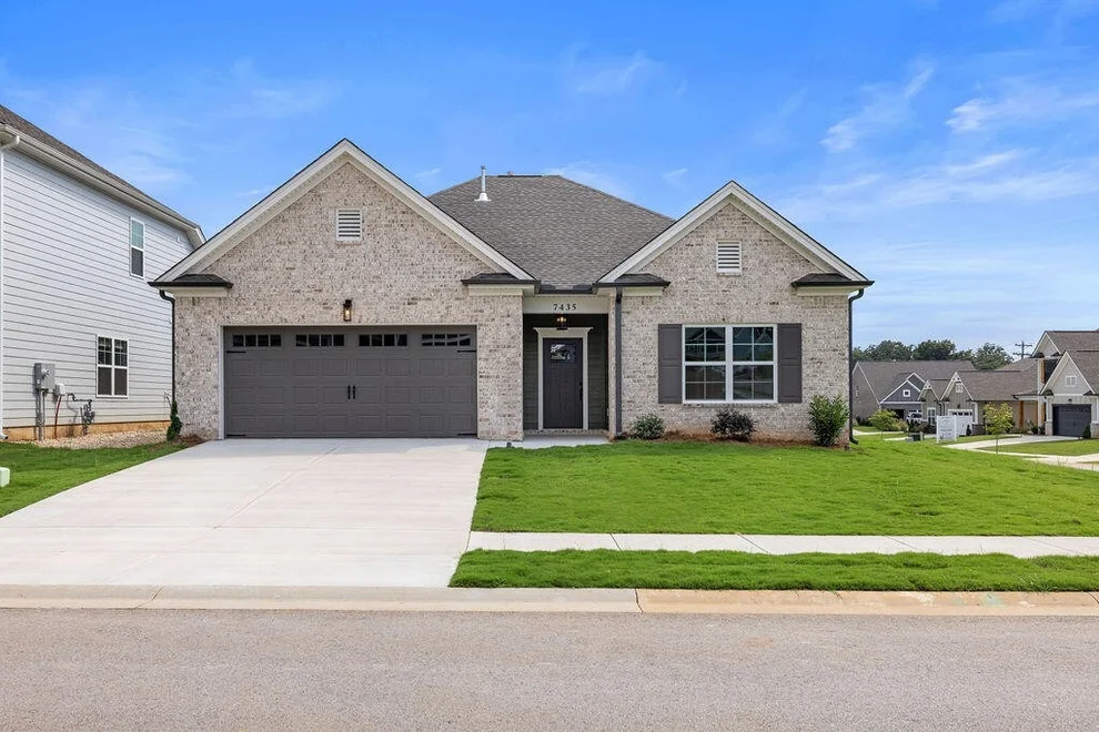 Unit for sale at 7435 Dividing Way, Ooltewah, TN 37363