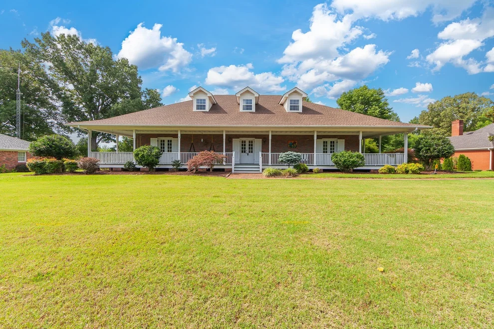 Unit for sale at 2812 Chere Carol Rd, Humboldt, TN 38343