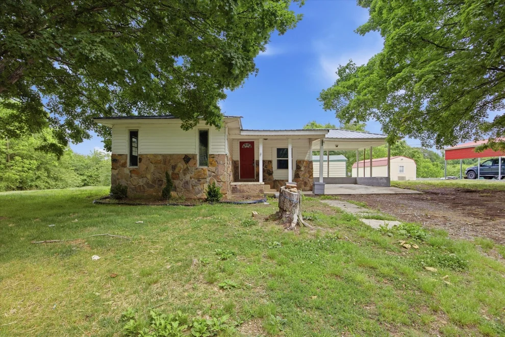 Unit for sale at 223 N Elm Street, Whitwell, TN 37397