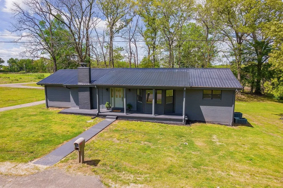 Unit for sale at 200 HILLCREST DR, Lexington, TN 38351