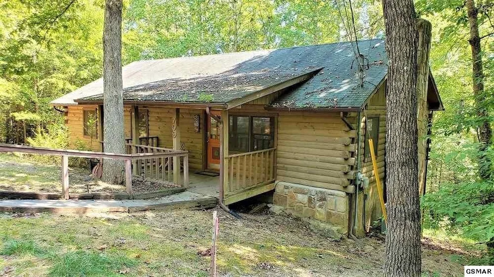 Unit for sale at 709 Country Oaks Drive, Pigeon Forge, TN 37863