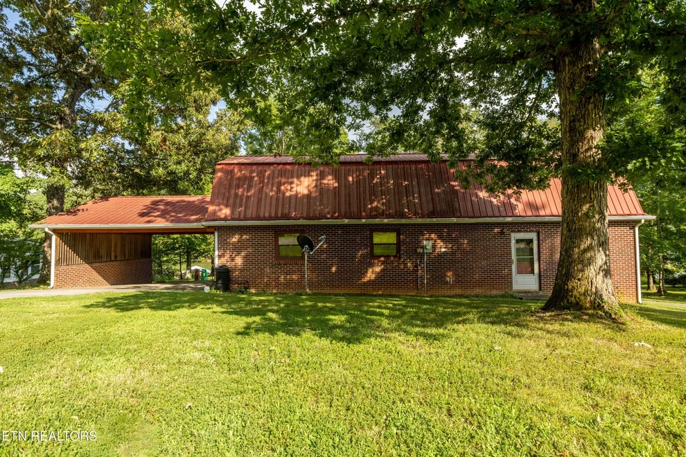 Unit for sale at 222 Cedar Pointe Lane, Maryville, TN 37801