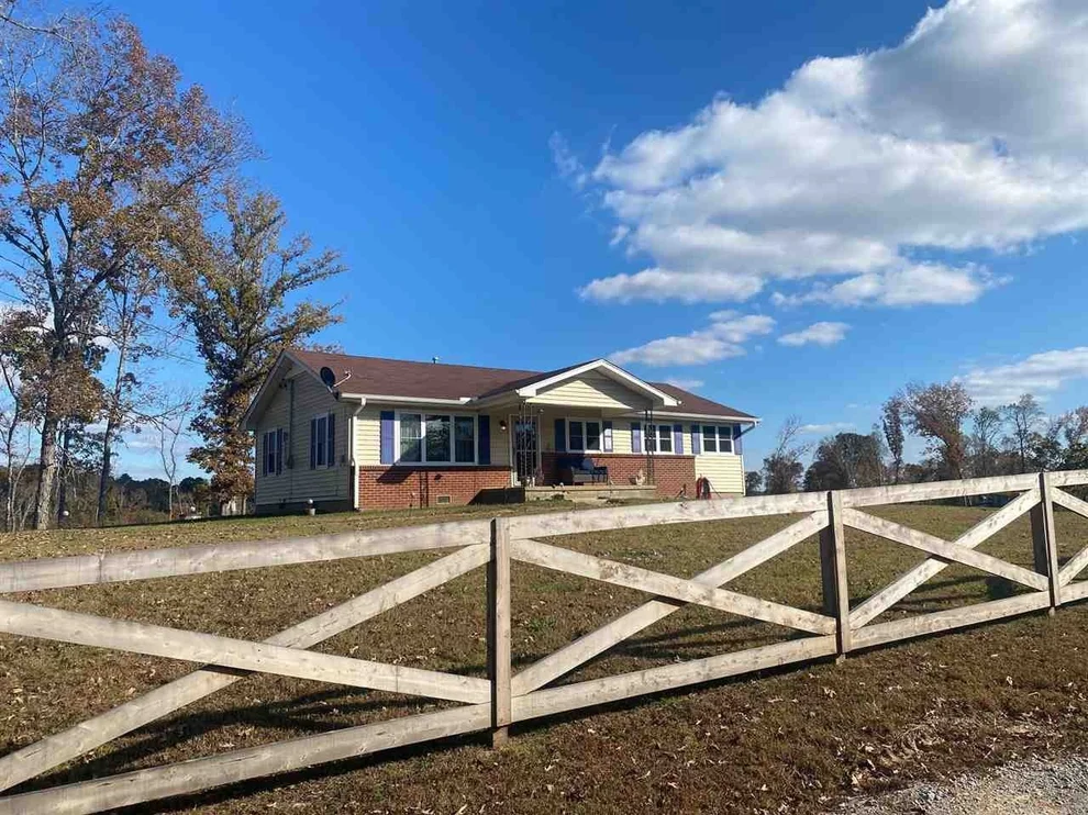 Unit for sale at 179 CONNIE PERRY RD, Parsons, TN 38363