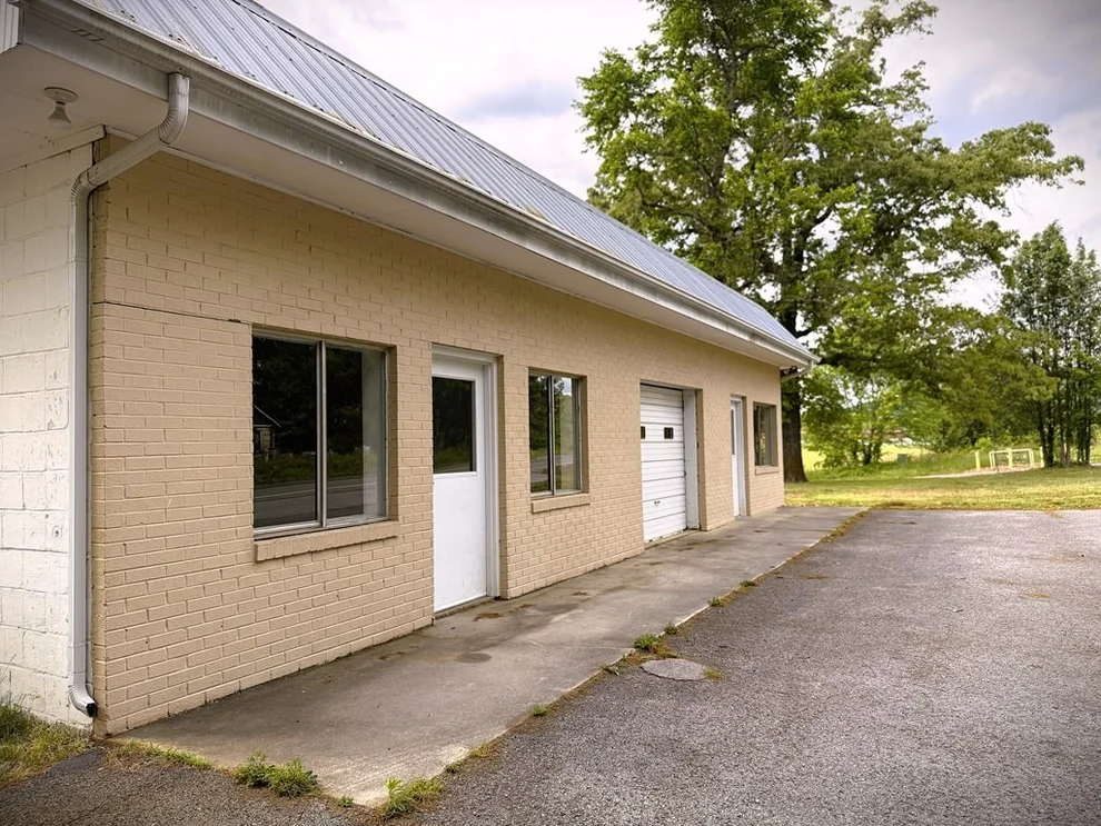 Unit for sale at 706 Rickman Rd, Livingston, TN 38570