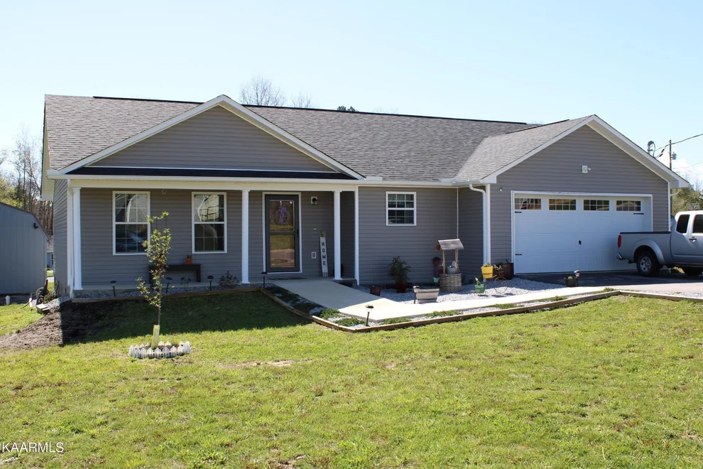 Unit for sale at 3069 Kimberly Drive, White Pine, TN 37890