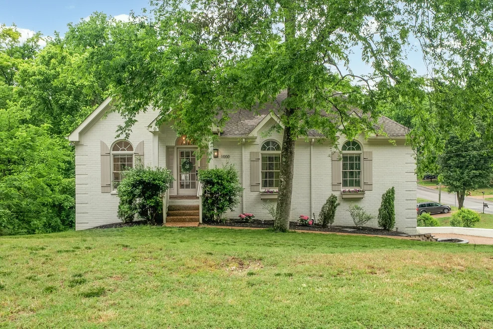 Unit for sale at 1000 Fitzpatrick Rd, Nashville, TN 37214
