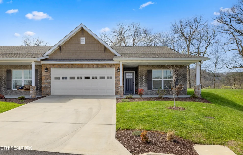 Unit for sale at 766 Snowflower Circle, Pigeon Forge, TN 37863