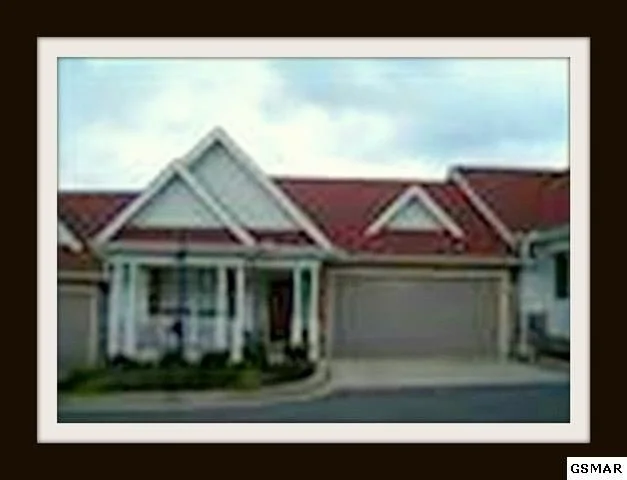 521 Apple View Way