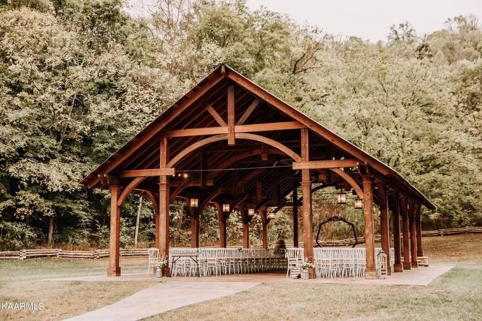 Unit for sale at 801805 Hardin Lane, Sevierville, TN 37862