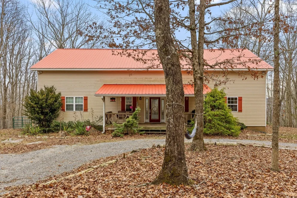 Unit for sale at 264 Harlee Vista Road, Pikeville, TN 37367