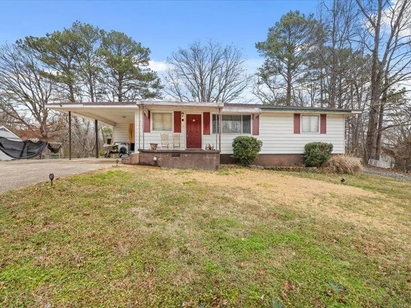 Unit for sale at 812 Lynn Lane, Rossville, GA 30741