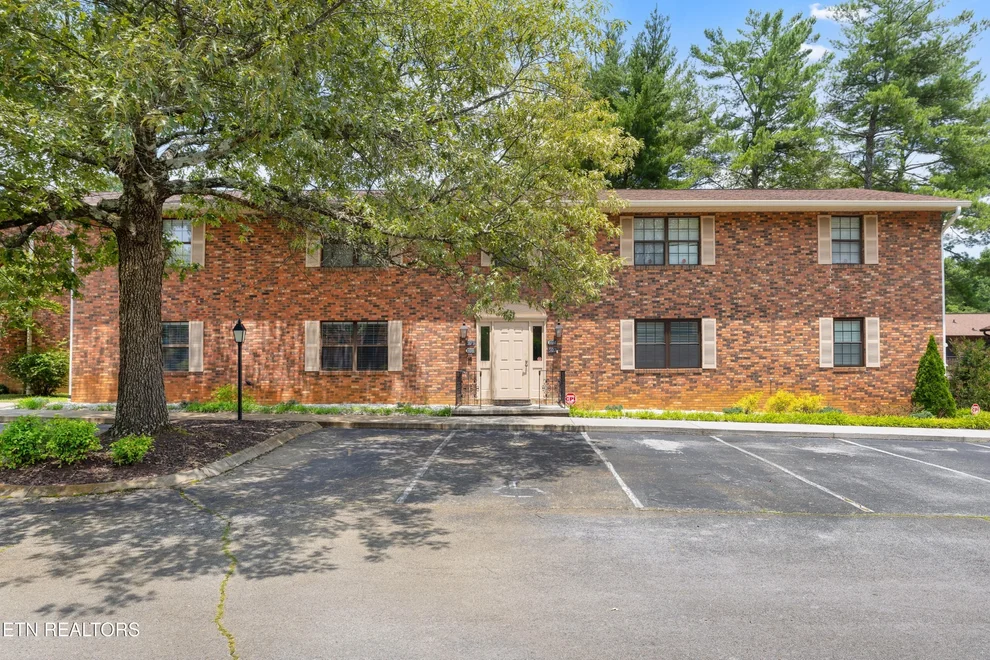 Unit for sale at 810 Highland Drive, Knoxville, TN 37912