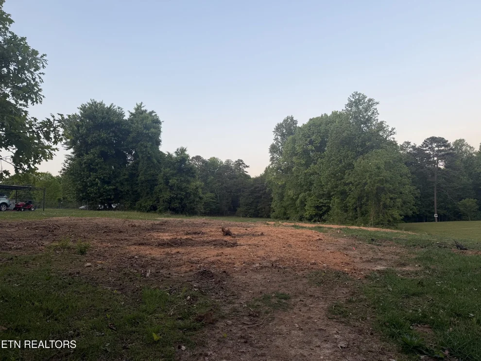 Unit for sale at 5506 Nickle Rd, Knoxville, TN 37921