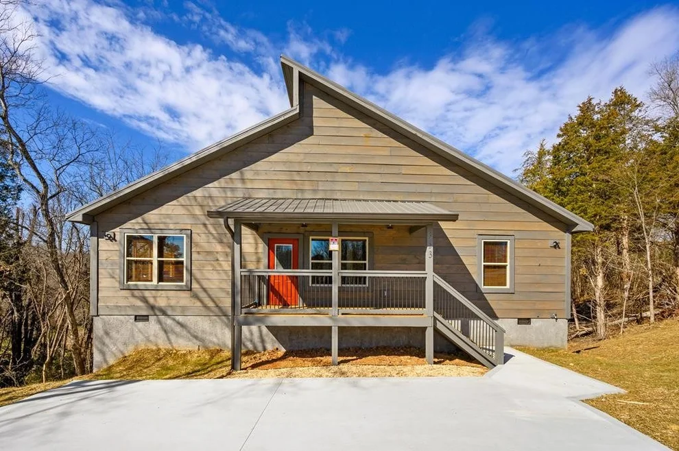 Unit for sale at 353 Oak Lake Drive, Sevierville, TN 37876