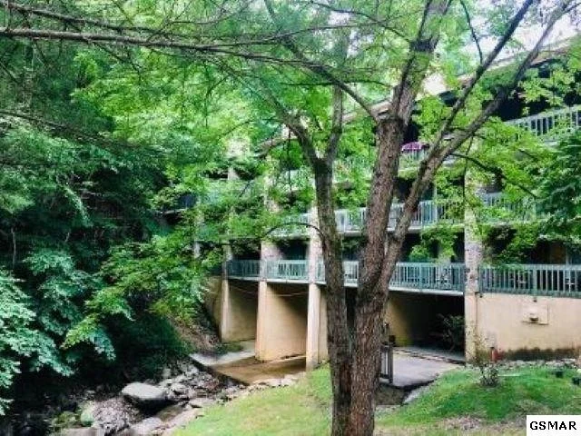 Unit for sale at 1435 Wiley Oakley Drive, Gatlinburg, TN 37738