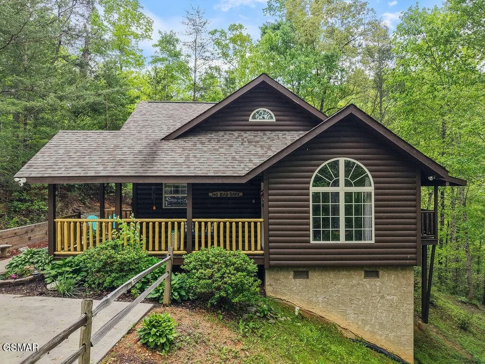 Unit for sale at 2224 Woodcock Trail, Sevierville, TN 37876