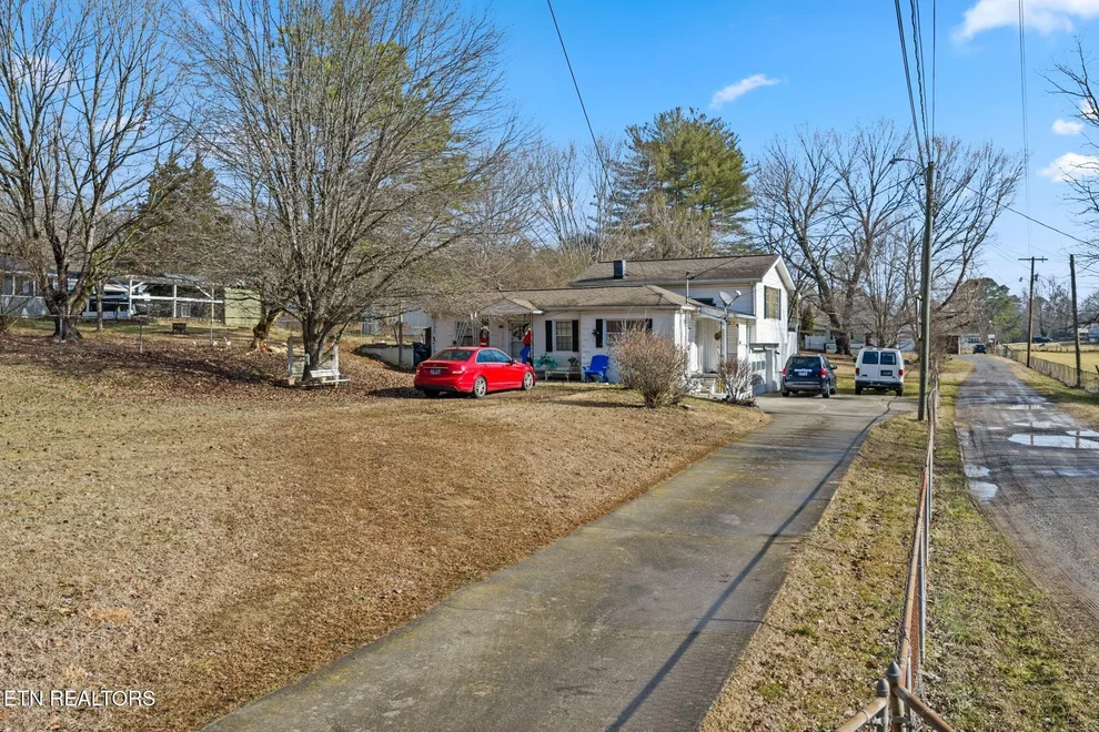 Unit for sale at 2360 Mynatt Rd, Knoxville, TN 37918