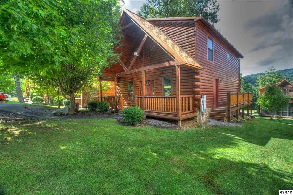 Unit for sale at 137 White Oak Way, Gatlinburg, TN 37738