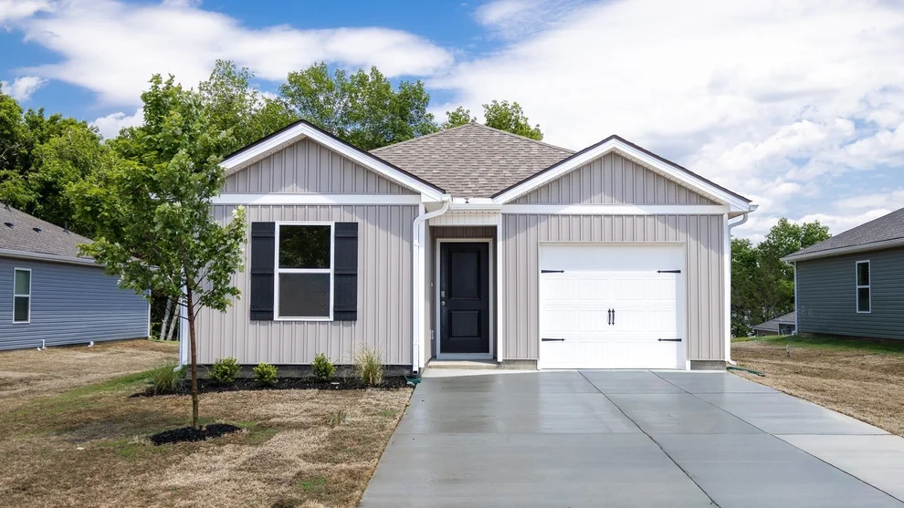 Unit for sale at 1314 Preakness Lane, Lewisburg, TN 37091