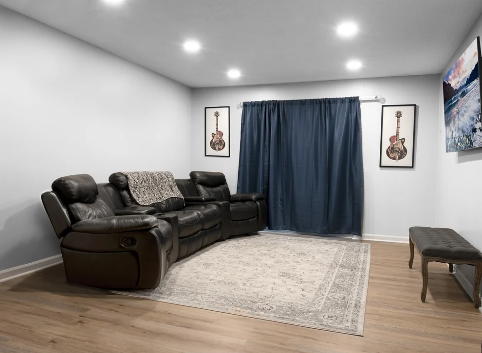 Unit for sale at 500 Paragon Mills Rd, Nashville, TN 37211