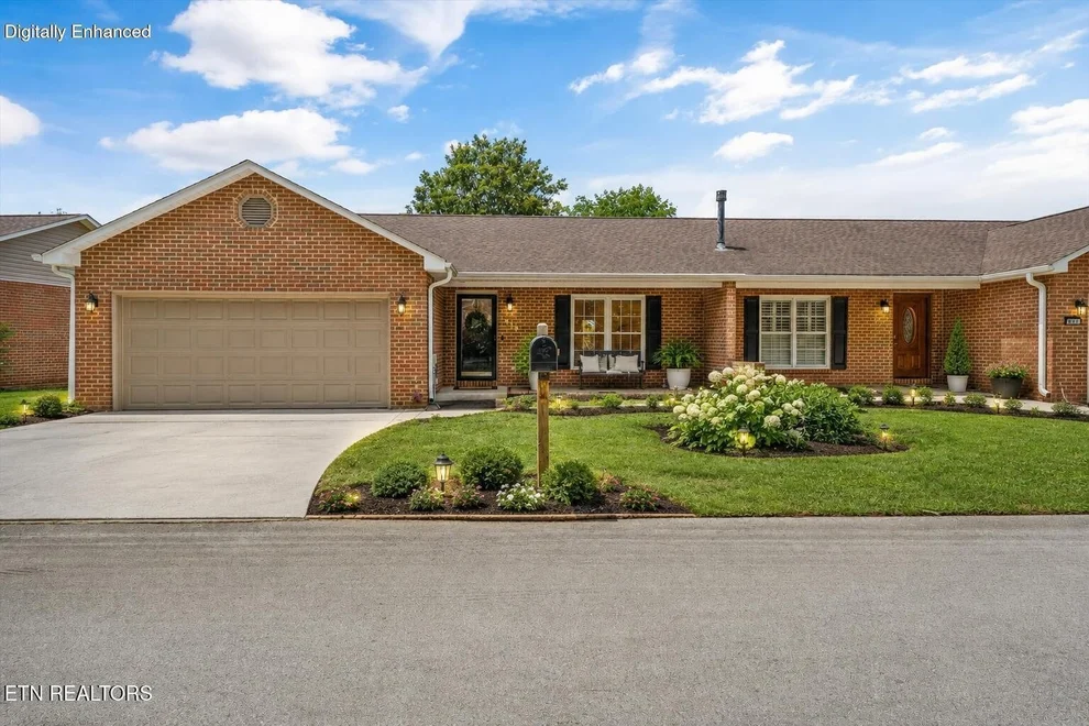 Unit for sale at 819 Stetson Drive, Maryville, TN 37801