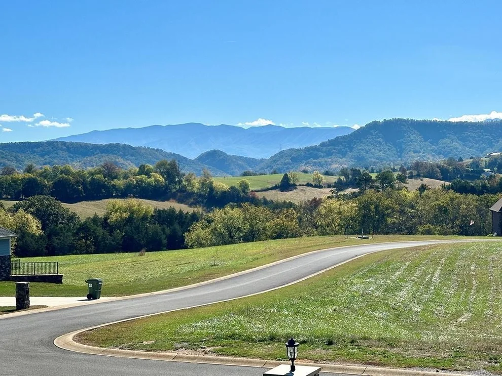 Unit for sale at 18 Legend View Court, Sevierville, TN 37862