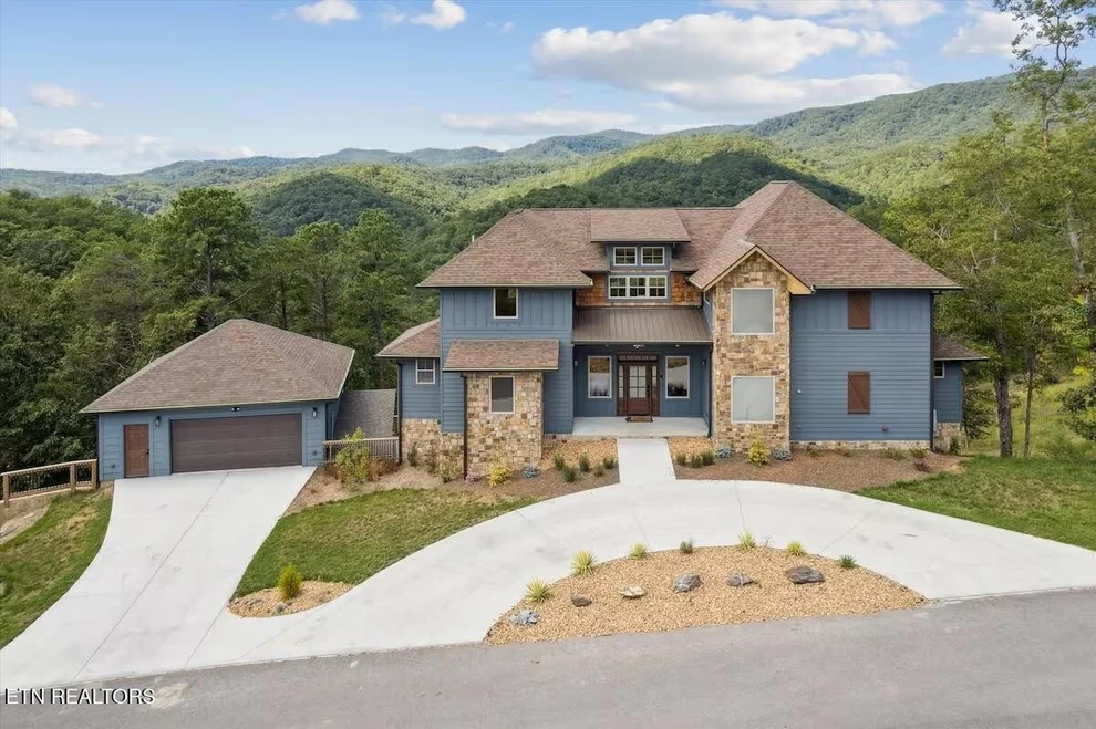 Unit for sale at 3142 Smoky Bluff Tr, Sevierville, TN 37862