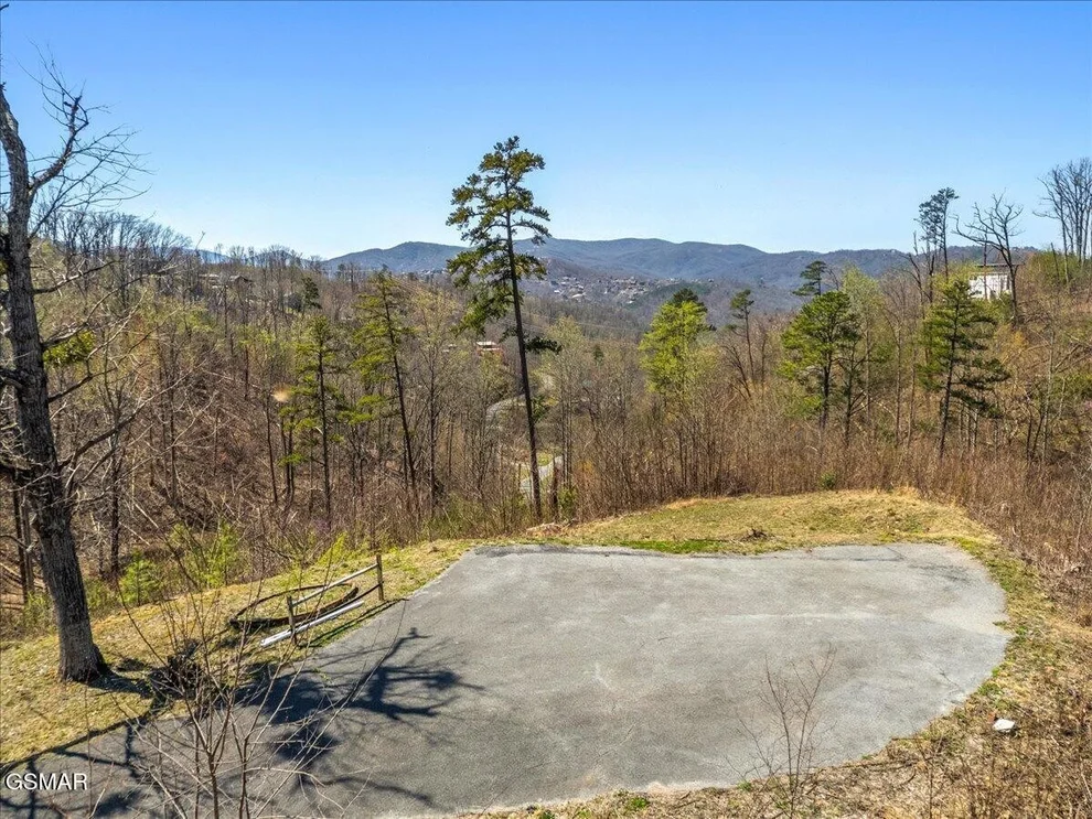 Unit for sale at 622 Jess Field Road, Gatlinburg, TN 37738