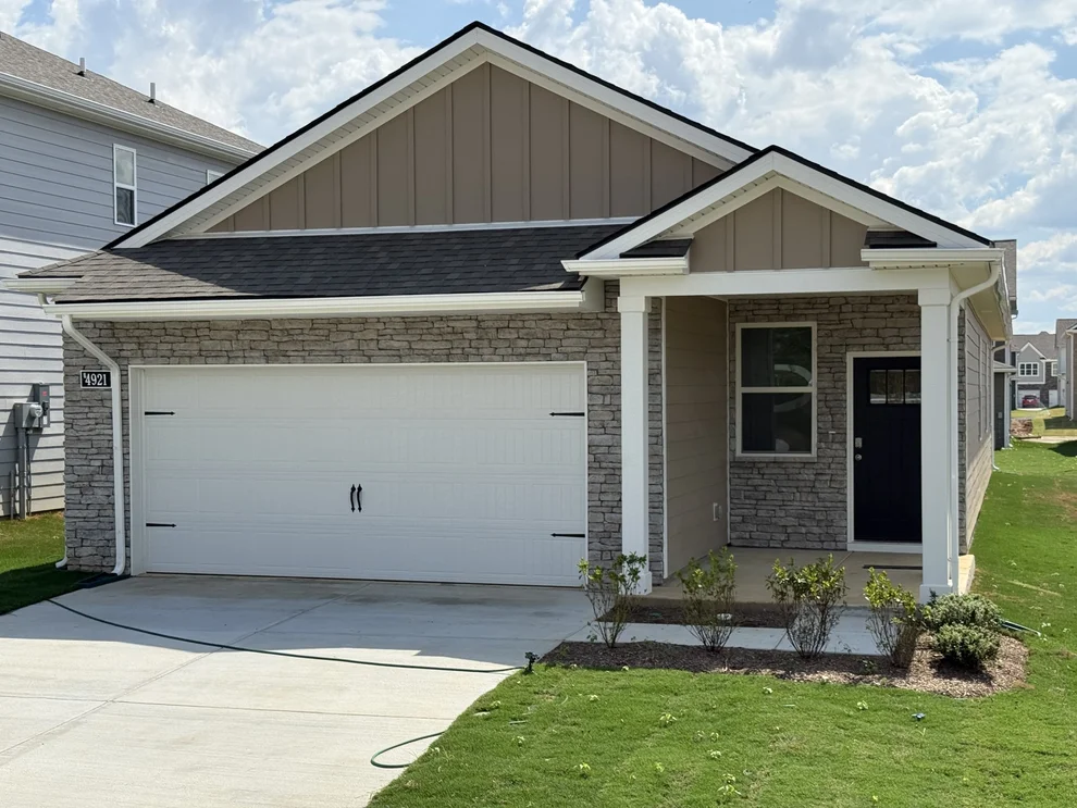 Unit for sale at 4921 Clousden Way, Murfreesboro, TN 37129