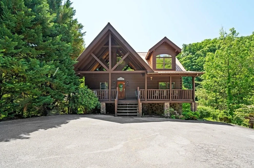 Unit for sale at 2430 Cobbler Way, Pigeon Forge, TN 37863