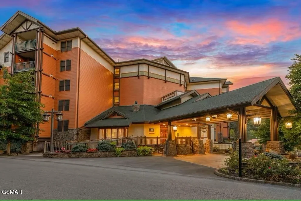 Unit for sale at 215 Woliss Lane, Gatlinburg, TN 37738
