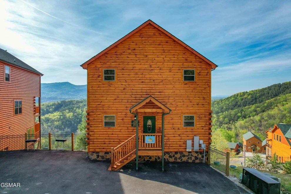 Unit for sale at 1511 Firefly Trail Way, Sevierville, TN 37862