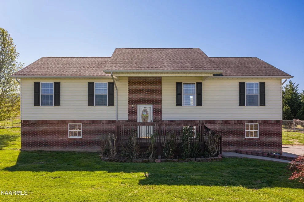 Unit for sale at 2805 English Valley Lane, Sevierville, TN 37876