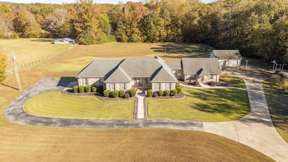 Unit for sale at 6170 Hwy 226, Savannah, TN 38372