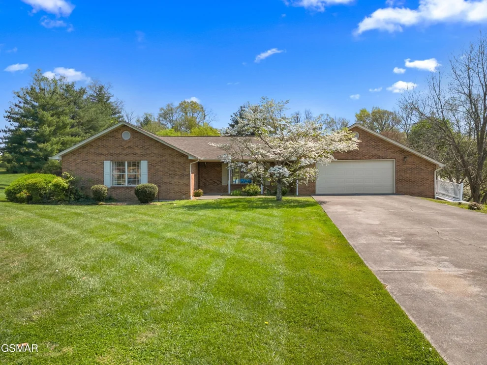 Unit for sale at 4532 Yorkshire Lane, Morristown, TN 37813