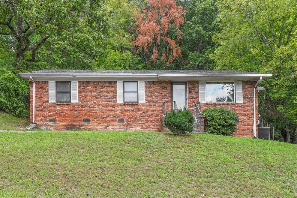 Unit for sale at 4304 15th Avenue, Chattanooga, TN 37407