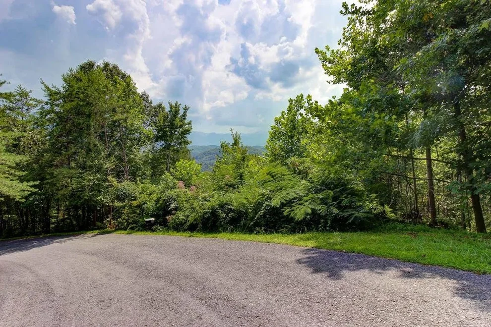 Unit for sale at 3334 Fiddler South Way, Gatlinburg, TN 37738
