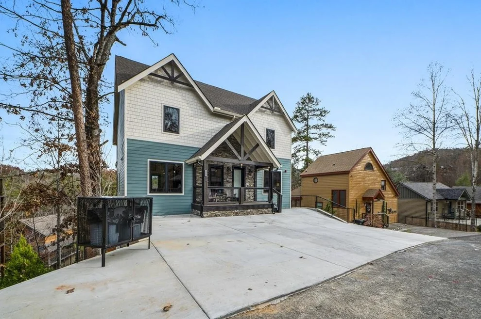 Unit for sale at 3519 Brook Stone, Pigeon Forge, TN 37863