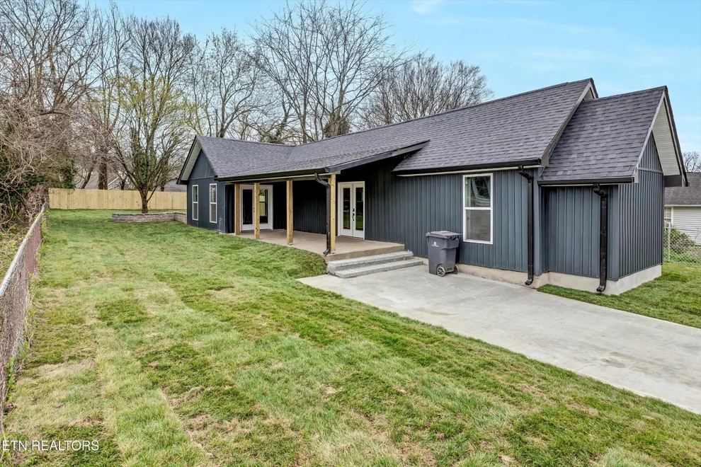 Unit for sale at 1514 Louisiana Ave, Knoxville, TN 37921