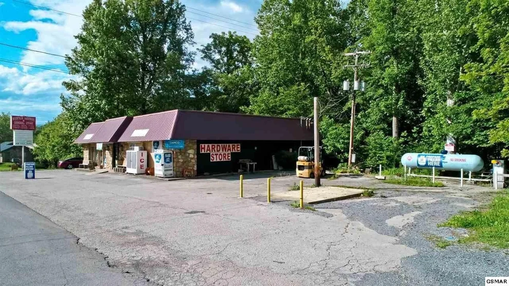 Unit for sale at 4390 Cosby Highway, Cosby, TN 37722