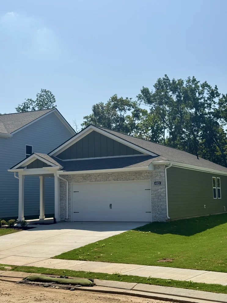 Unit for sale at 4821 Clousden Way, Murfreesboro, TN 37129