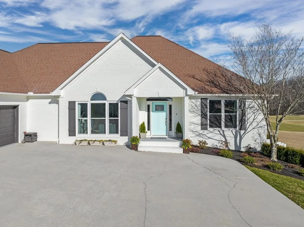 Unit for sale at 405 Colonial Street, Jefferson City, TN 37760