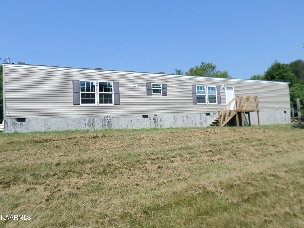 Unit for sale at 2714 Langston Rd, Strawberry Plains, TN 37871