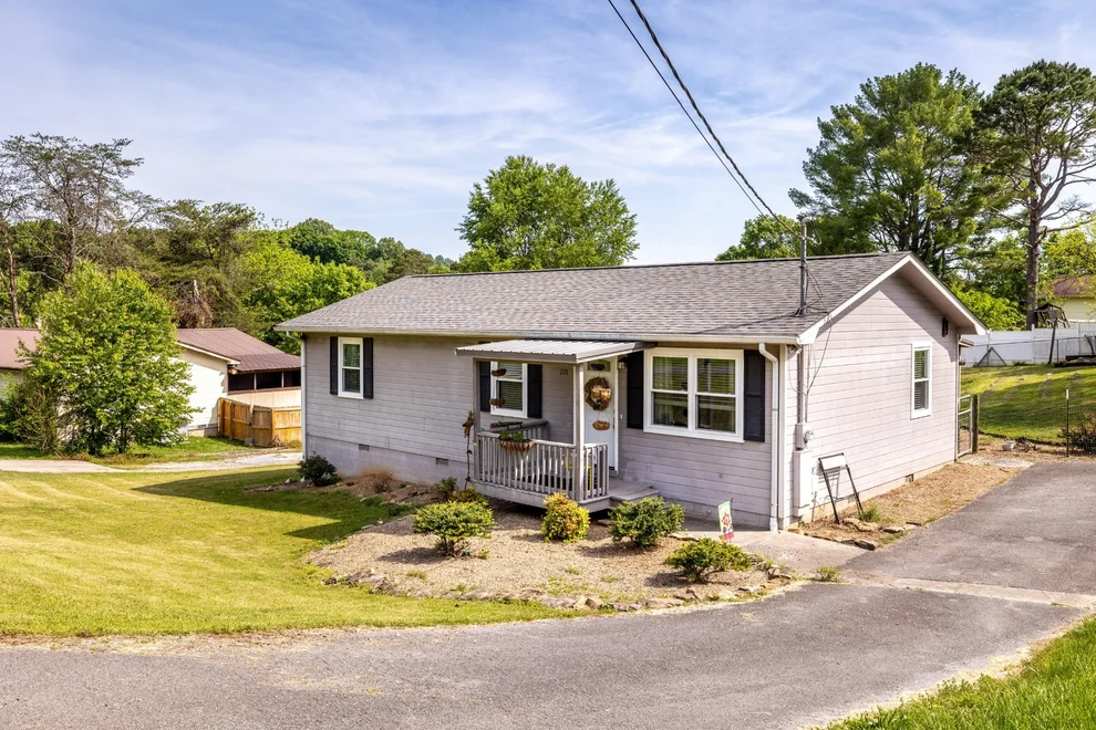 Unit for sale at 228 Humphrey Drive, Seymour, TN 37865