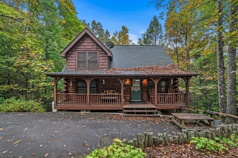 Unit for sale at 1637 Majestic Oak Way, Sevierville, TN 37876