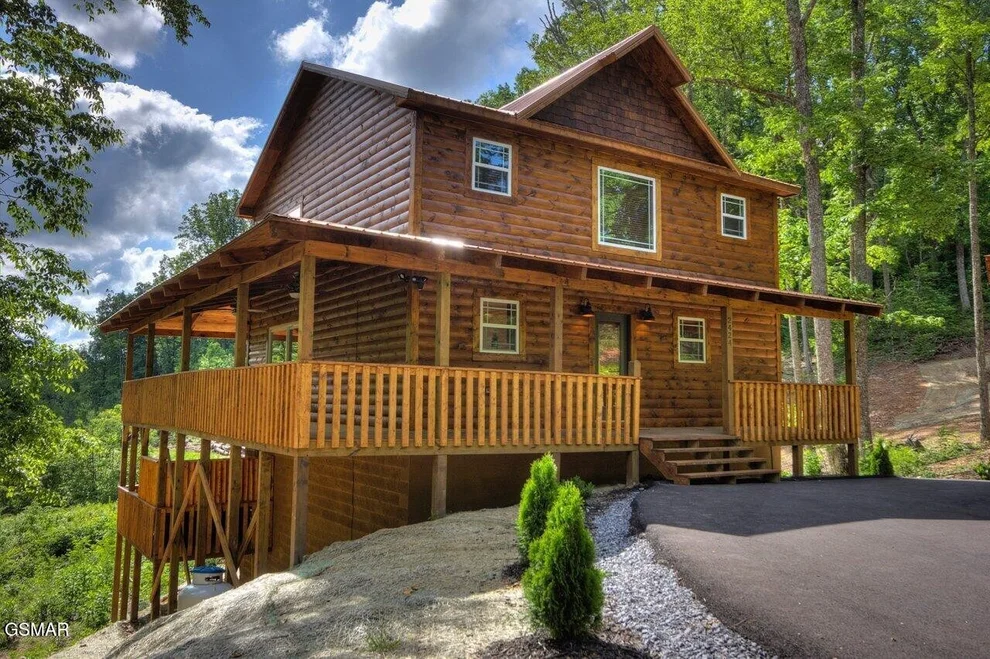 Unit for sale at 2424 Rainbow Falls Lane, Sevierville, TN 37862