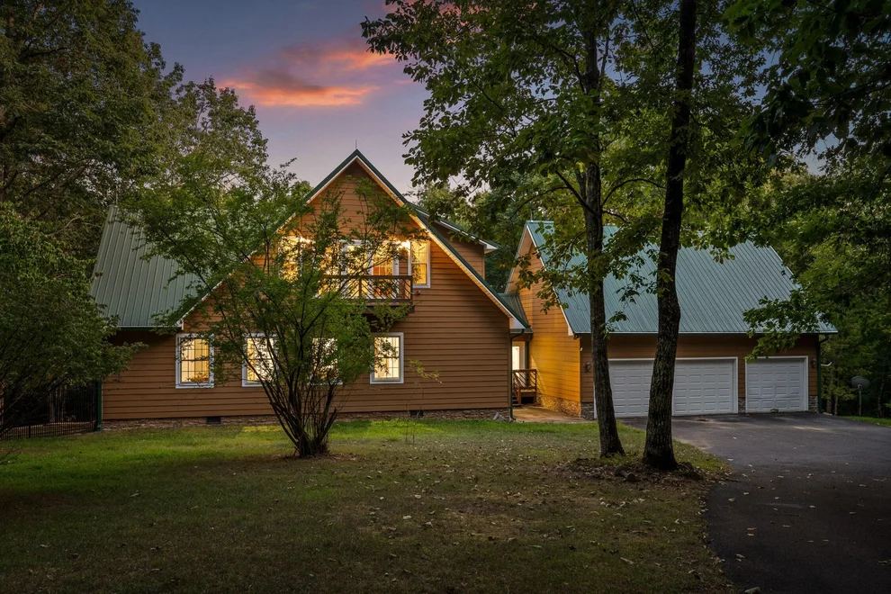 Unit for sale at 68 Bluff View Drive, Dunlap, TN 37327