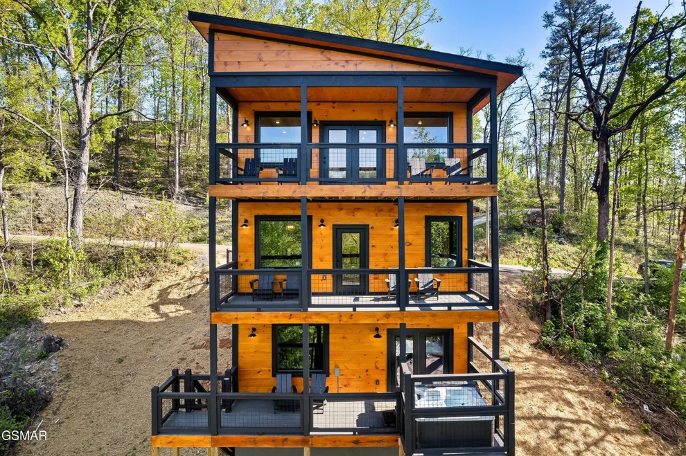 Unit for sale at 2320 Headrick Lead, Sevierville, TN 37862